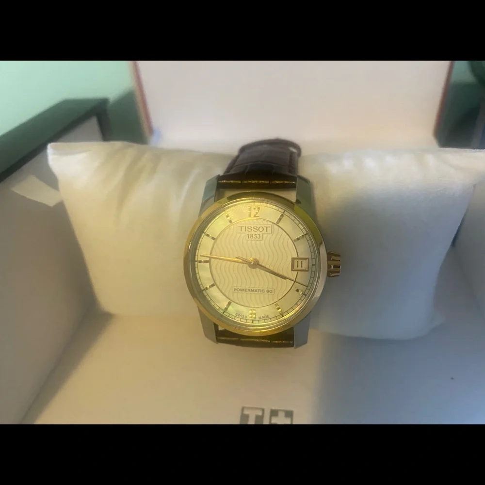 Watch - Picture 9 of 16